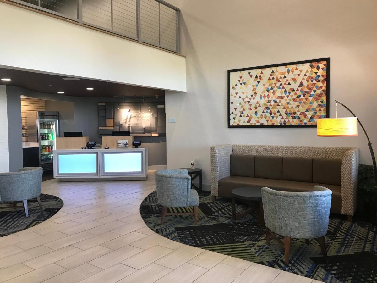 Holiday Inn Express - Canton By Ihg Экстерьер фото