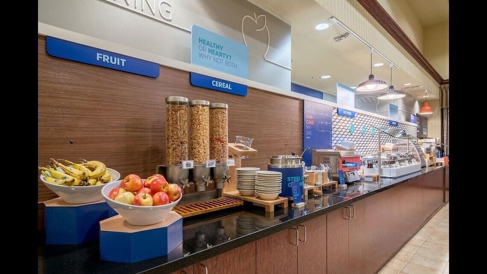 Holiday Inn Express - Canton By Ihg Экстерьер фото